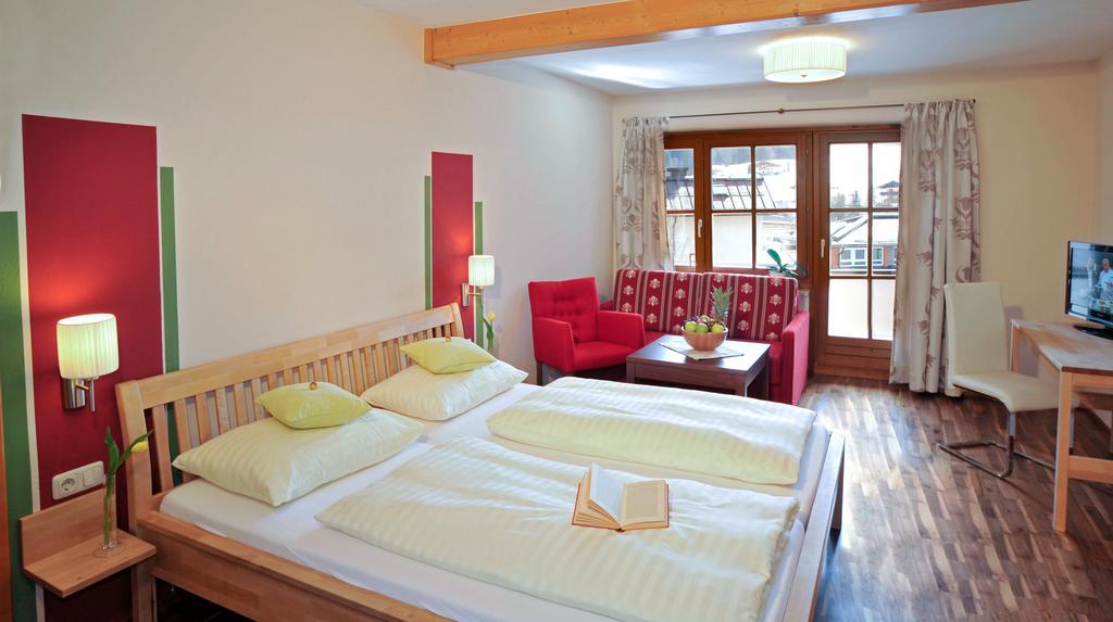 Dachstein West Gmbh-kirchenwirt Russbach 3*